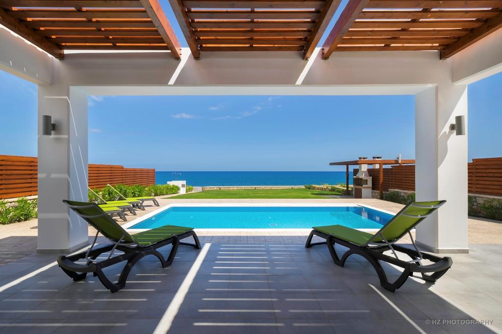 Antonoglou Beach Villas - Waterfront Luxury Retreat Lakhania Quarto foto
