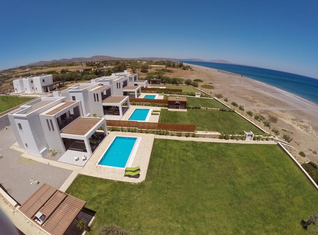 Antonoglou Beach Villas - Waterfront Luxury Retreat Lakhania Exterior foto
