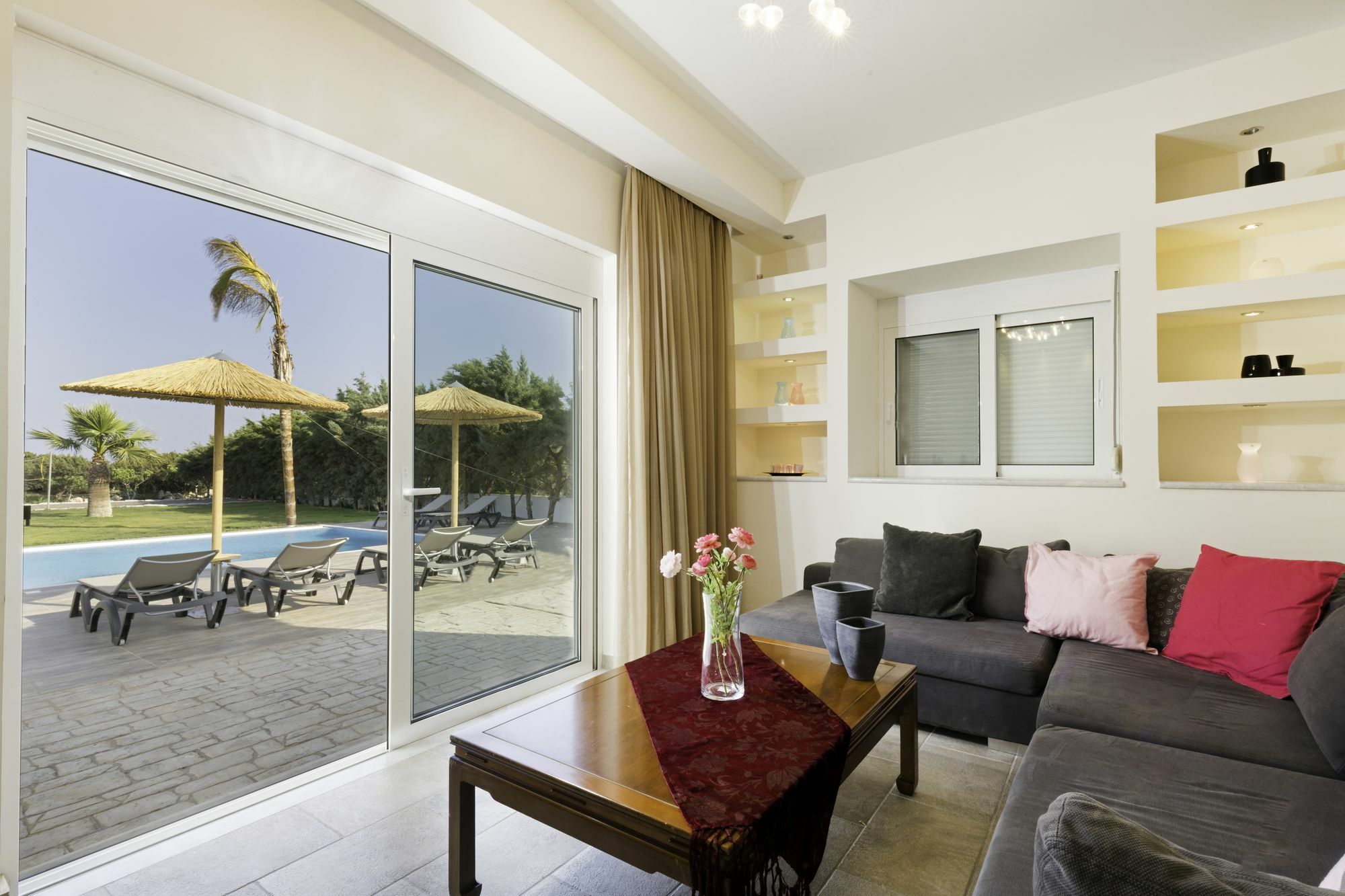 Antonoglou Beach Villas - Waterfront Luxury Retreat Lakhania Exterior foto