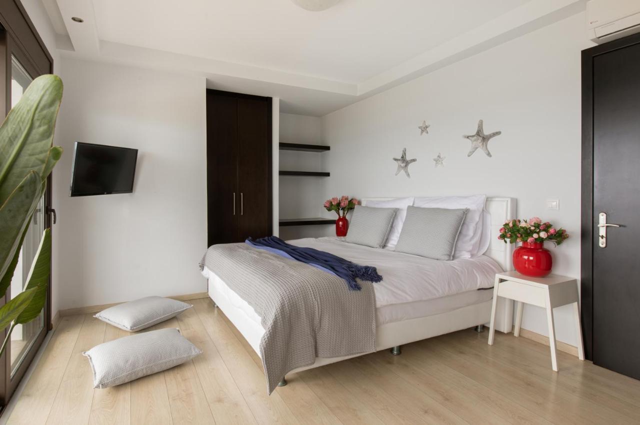 Antonoglou Beach Villas - Waterfront Luxury Retreat Lakhania Exterior foto